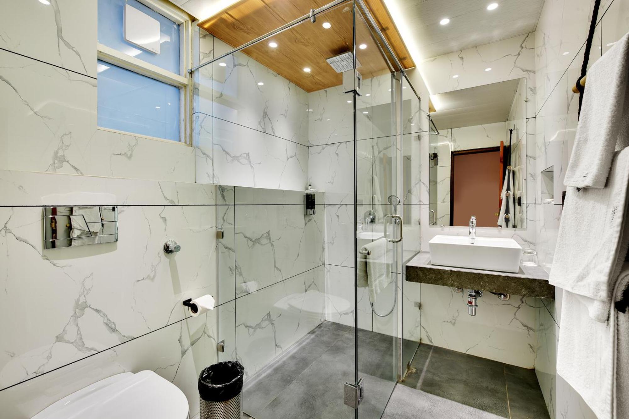 Tiaraa Jujurana Resort & Spa Dharamshala Eksteriør billede